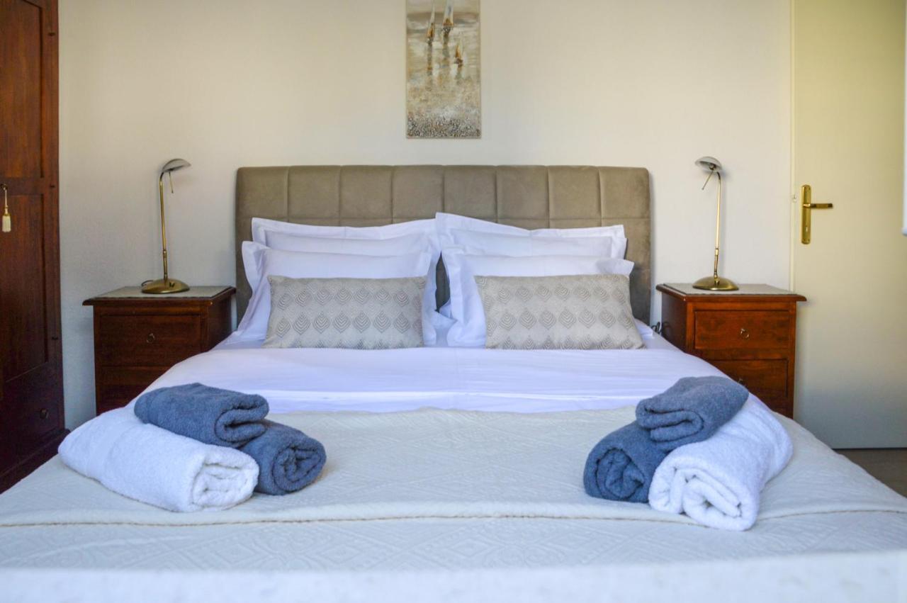 Kaštela Issa Holiday Home - 3 Min Walk To Beach מראה חיצוני תמונה